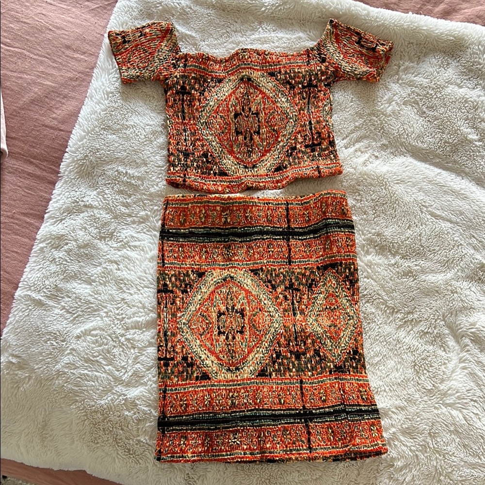 LF Scrunch Patterned Skirt Set